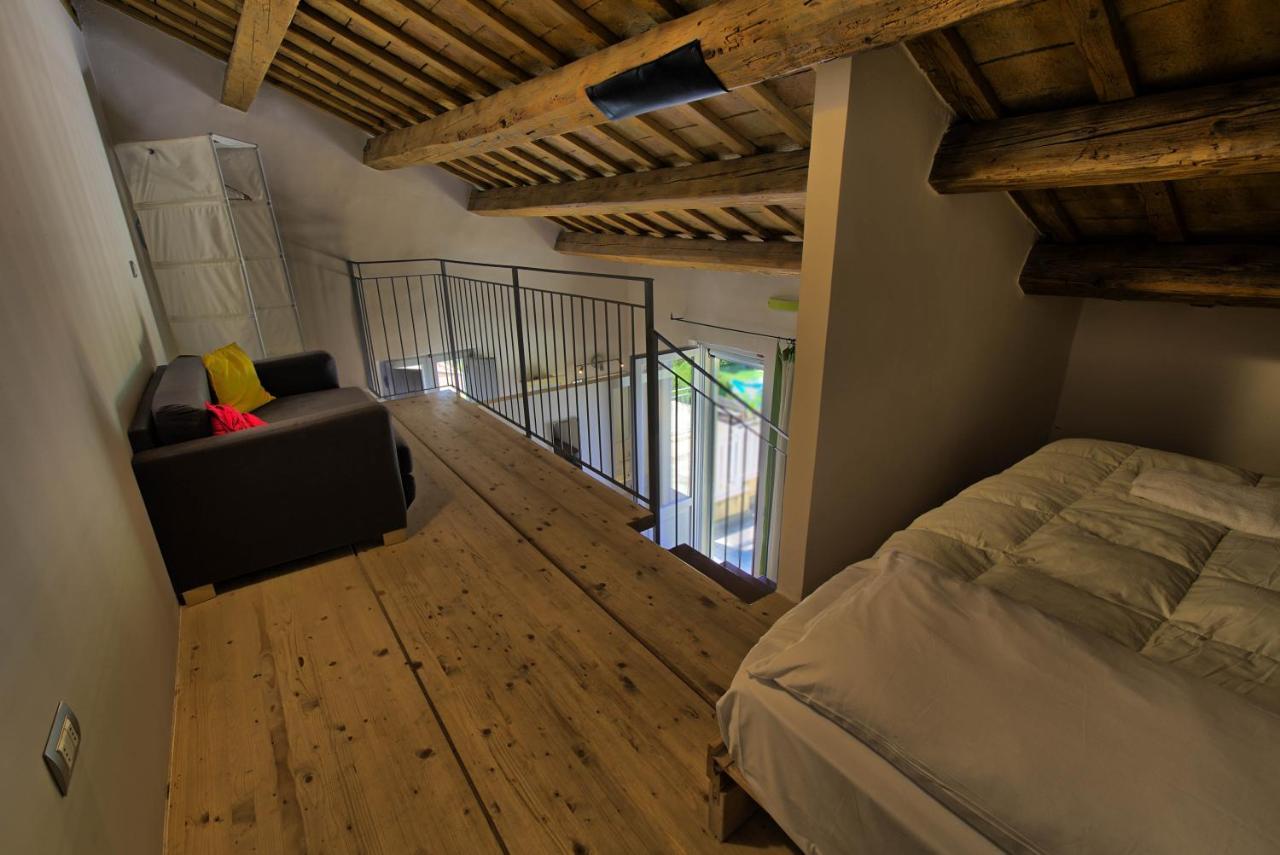 Grande Villa Storica Per Vacanze Con Giardino Privato E Piscina Ostra エクステリア 写真