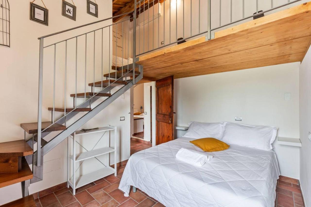 Grande Villa Storica Per Vacanze Con Giardino Privato E Piscina Ostra エクステリア 写真