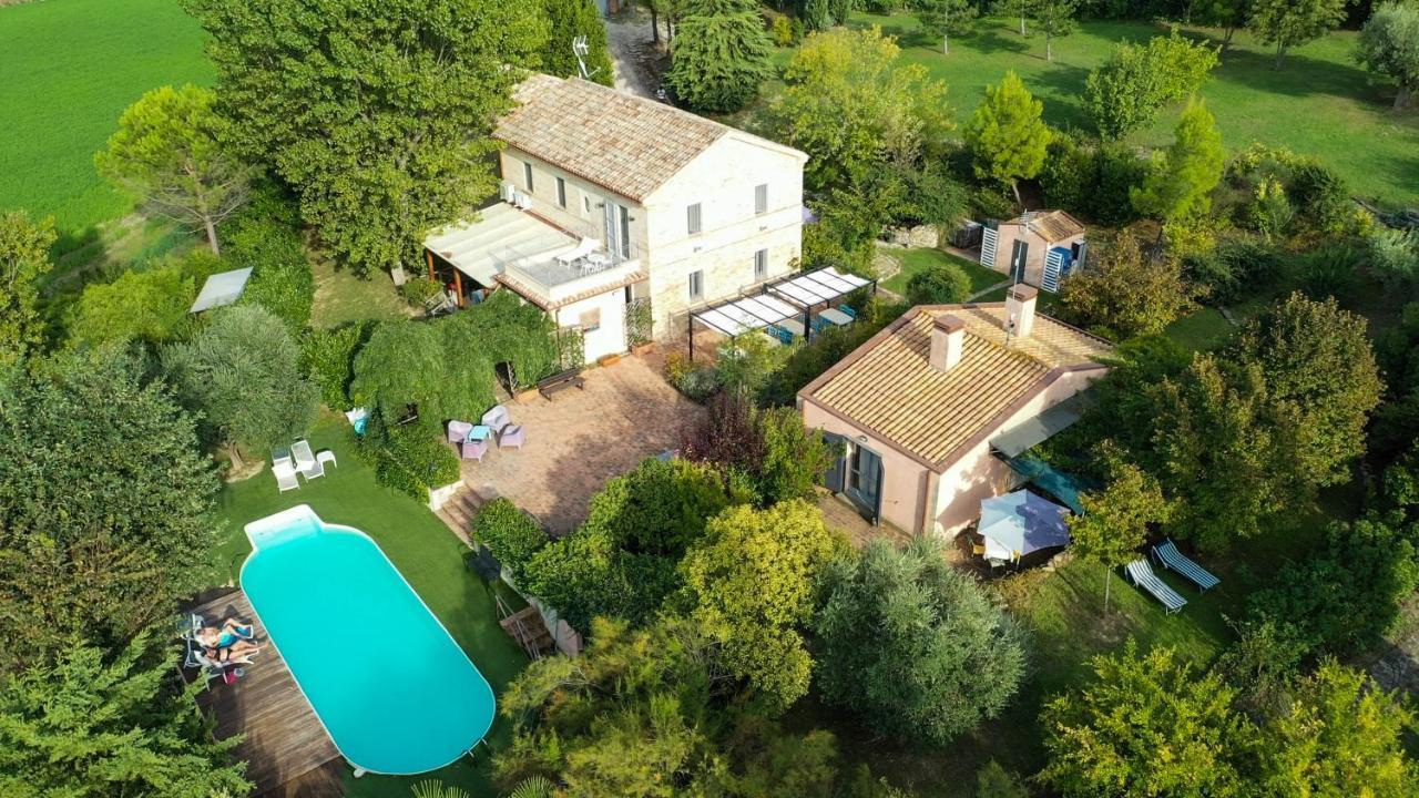 Grande Villa Storica Per Vacanze Con Giardino Privato E Piscina Ostra エクステリア 写真