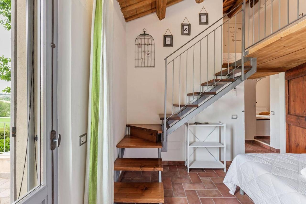 Grande Villa Storica Per Vacanze Con Giardino Privato E Piscina Ostra エクステリア 写真