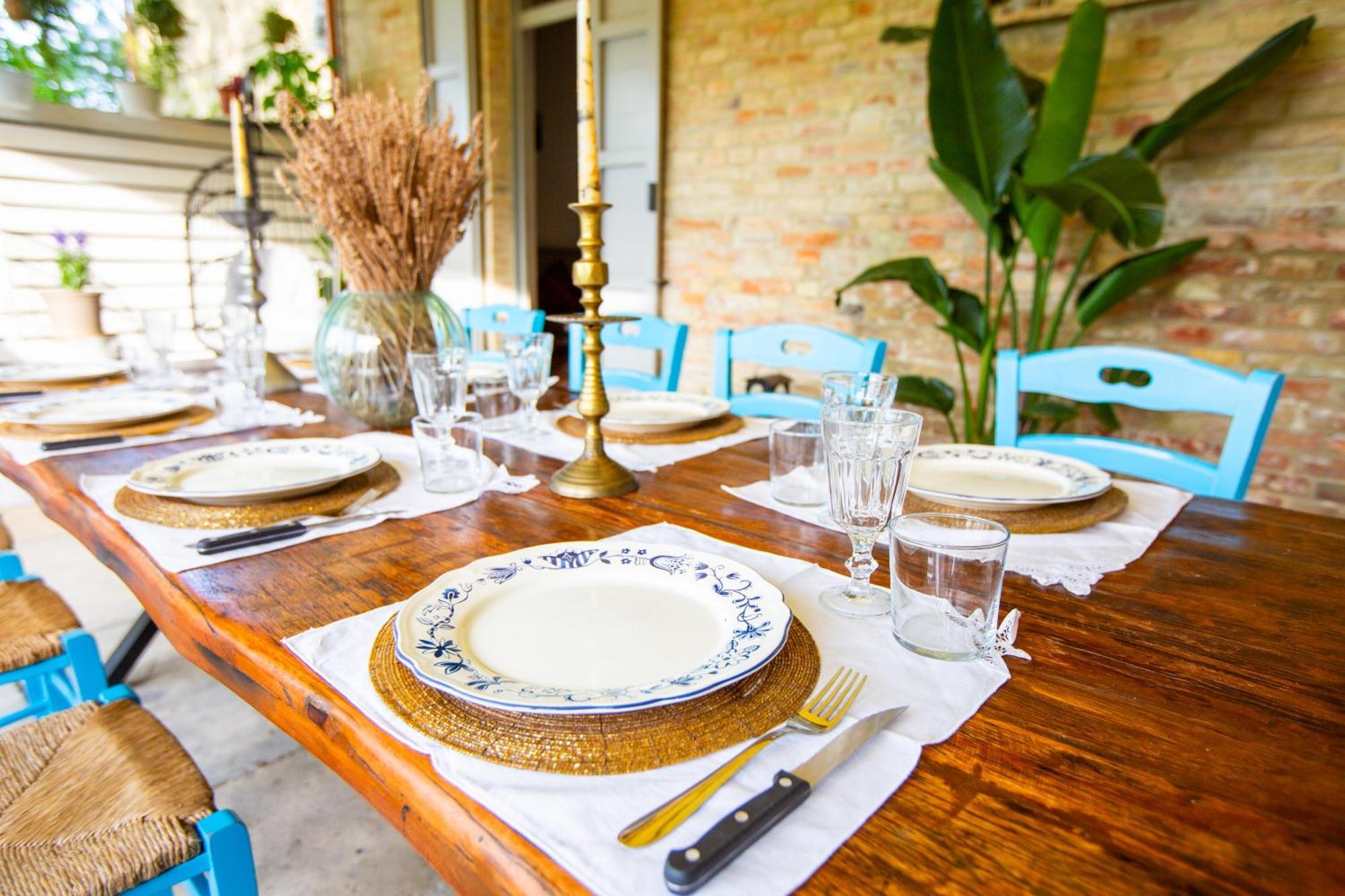 Grande Villa Storica Per Vacanze Con Giardino Privato E Piscina Ostra エクステリア 写真