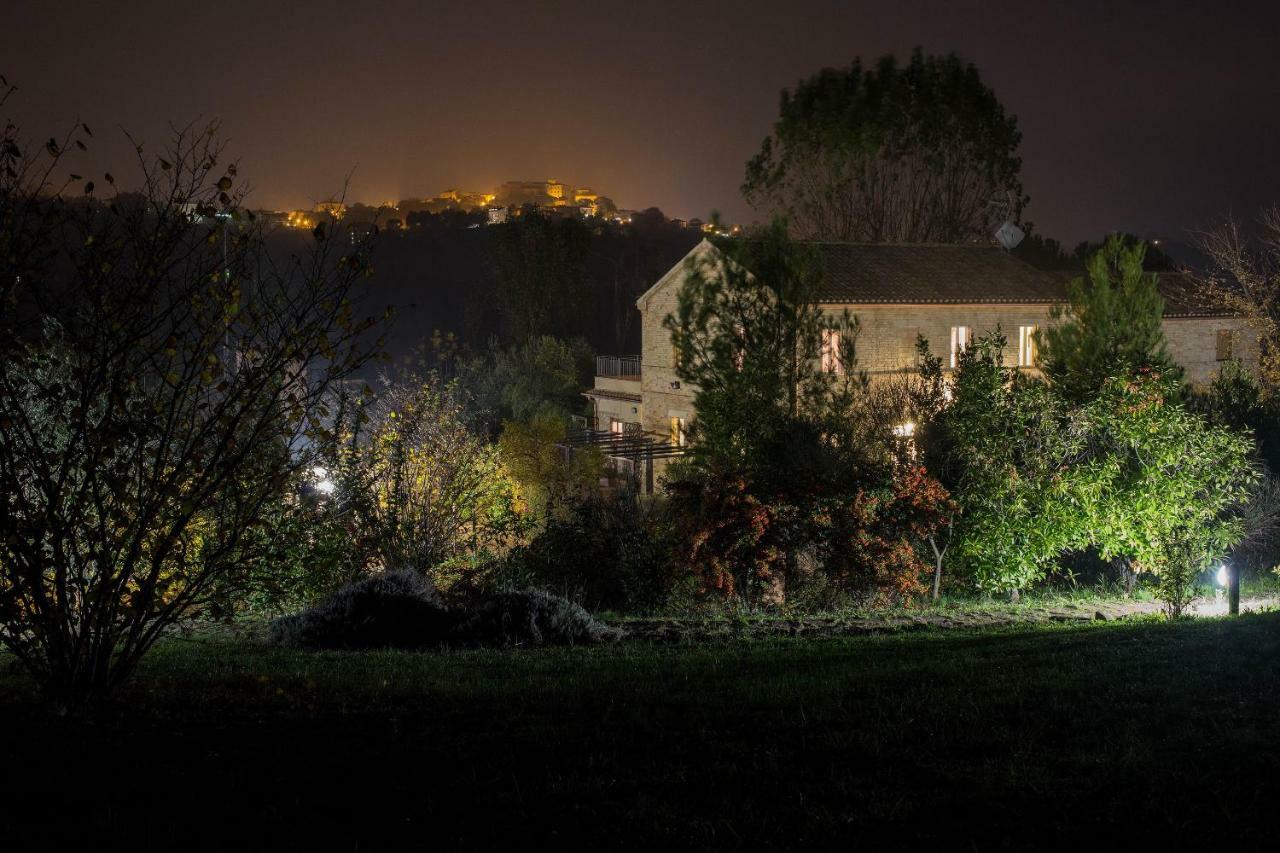 Grande Villa Storica Per Vacanze Con Giardino Privato E Piscina Ostra エクステリア 写真